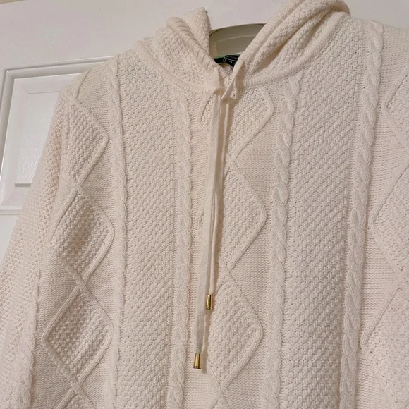 (NLA) Ⓜ️ C. Wonder Ivory Hooded Cable Knit Sweater Size M - Picture 2 of 5
